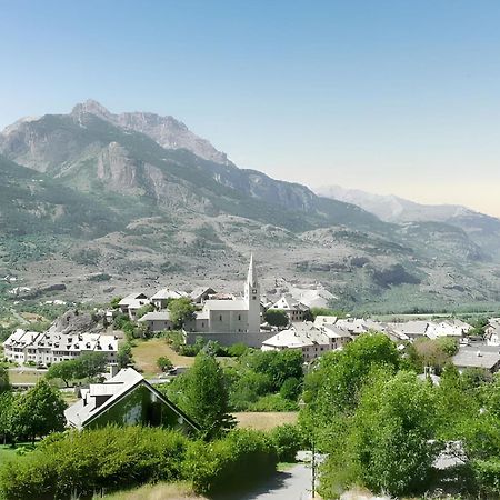 Appartement Paisible A Saint-Crepin Avec Vue Sur La Montagne Ngoại thất bức ảnh