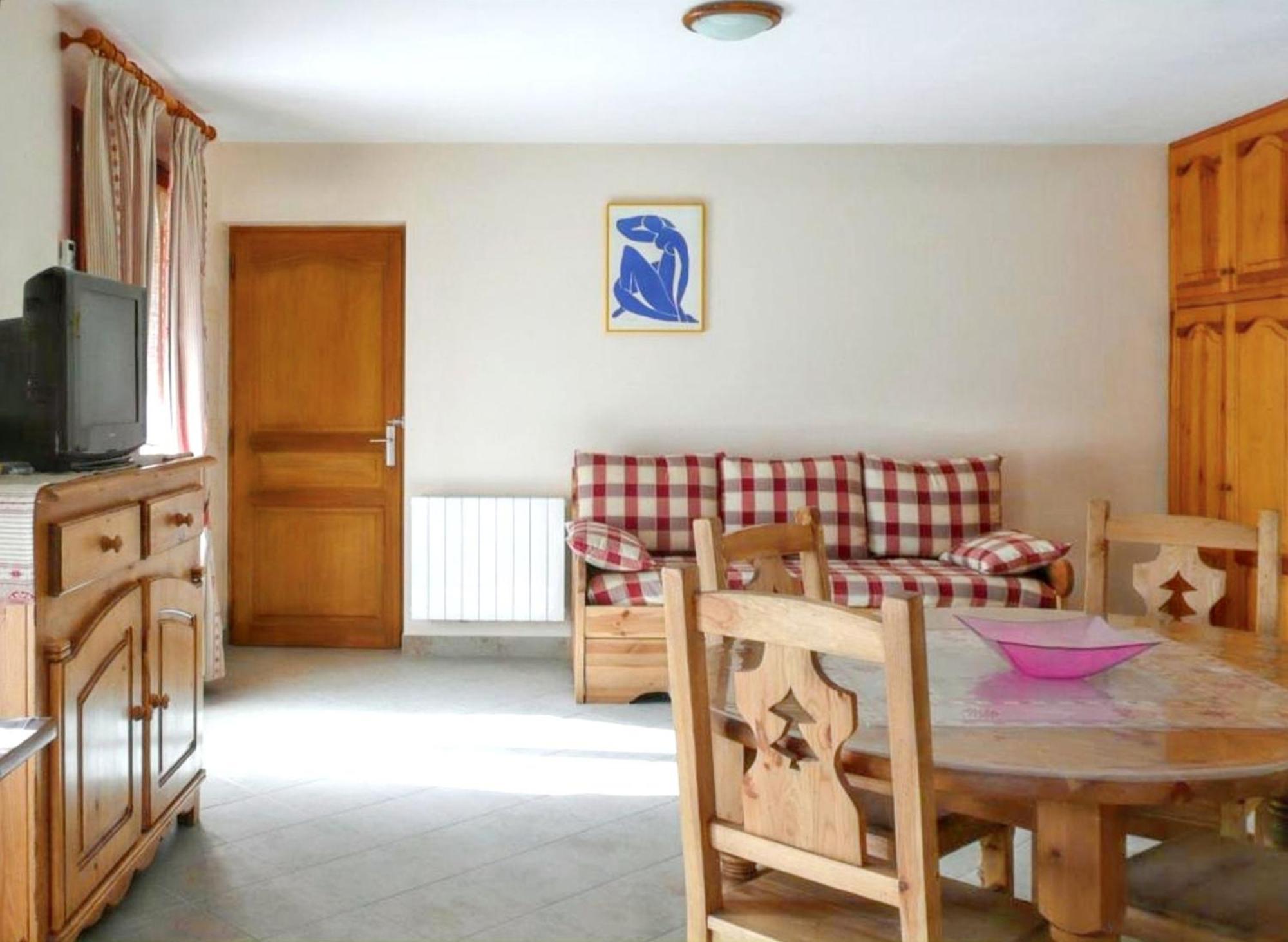 Appartement Paisible A Saint-Crepin Avec Vue Sur La Montagne Ngoại thất bức ảnh