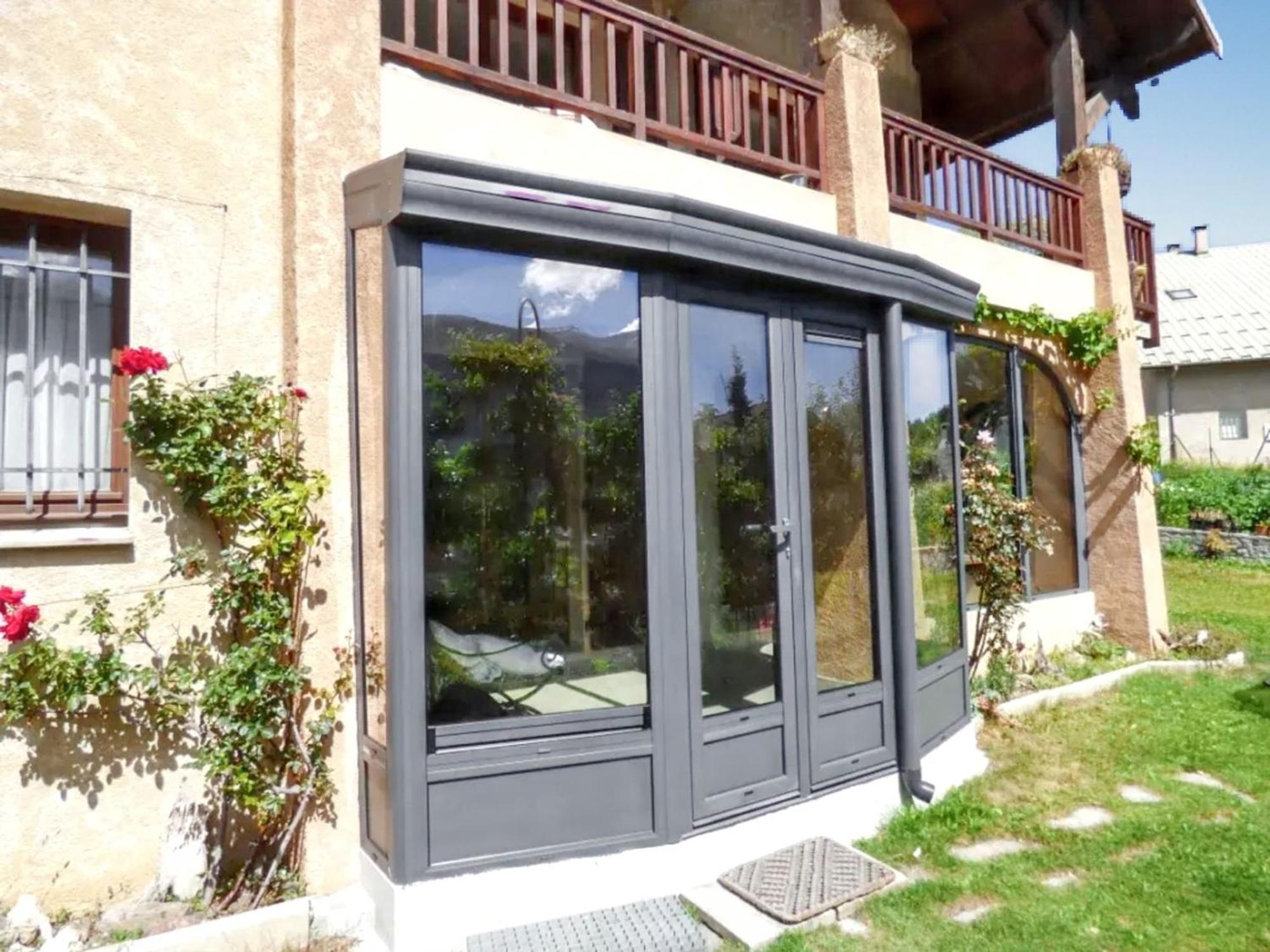 Appartement Paisible A Saint-Crepin Avec Vue Sur La Montagne Ngoại thất bức ảnh